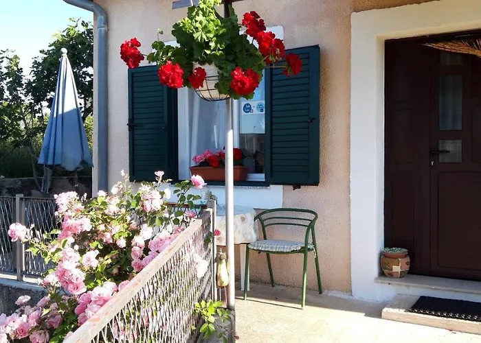 Holiday home Holiday Home 