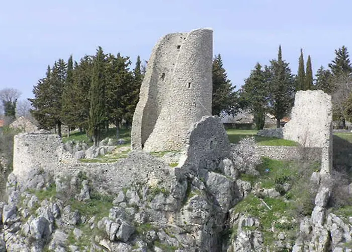 Vikendica Holiday Home 